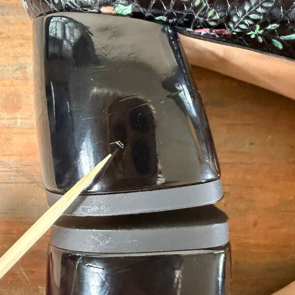 Butter Italy Butter Shoes Black Floral Ankle Bootie 8.5 Pointy Snake Embossed - Picture 11 of 11